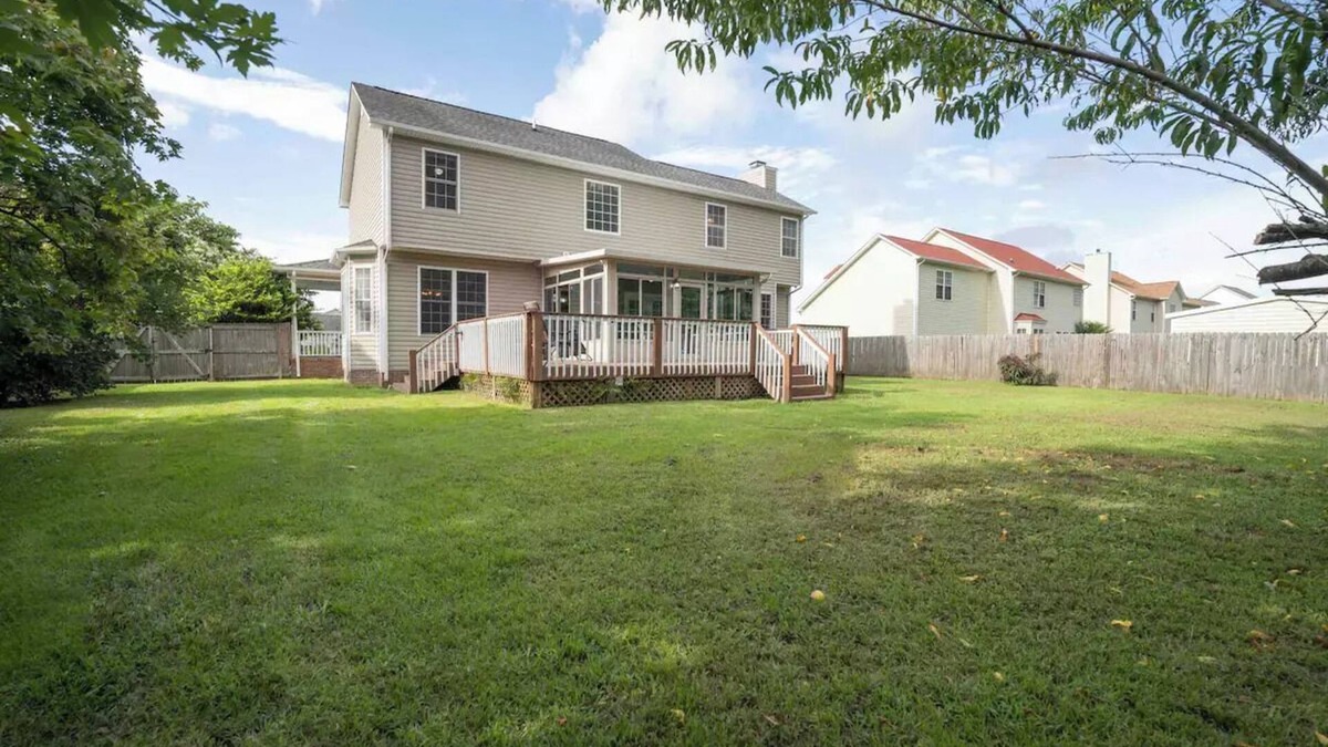 Jacksonville House | Beautiful home near Marine Corps base