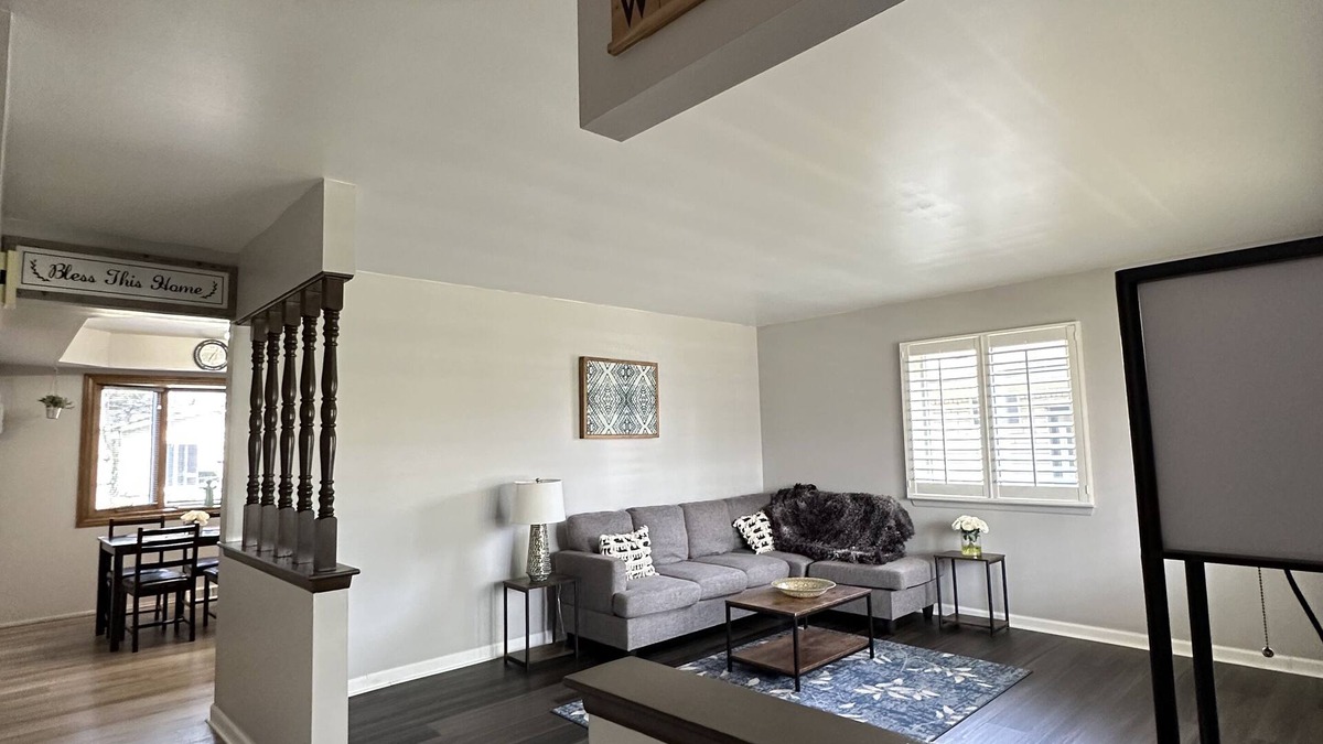 Sterling Heights House | Beautiful home in metro Detroit area with Gameroom 4BD