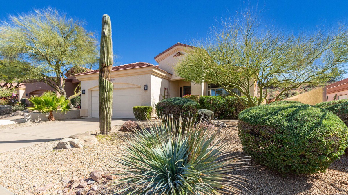 Red Mountain Ranch House | Beautiful home w/private heated pool in quiet gated community.