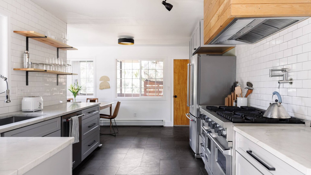 Orchard District House | Beautiful Home w/Sauna - 4min drive to downtown