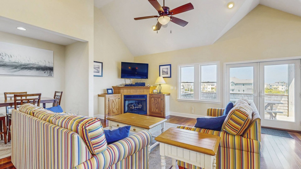 Waves House | Beautiful Home with pool, hot tub, AC, W/D, & fireplace