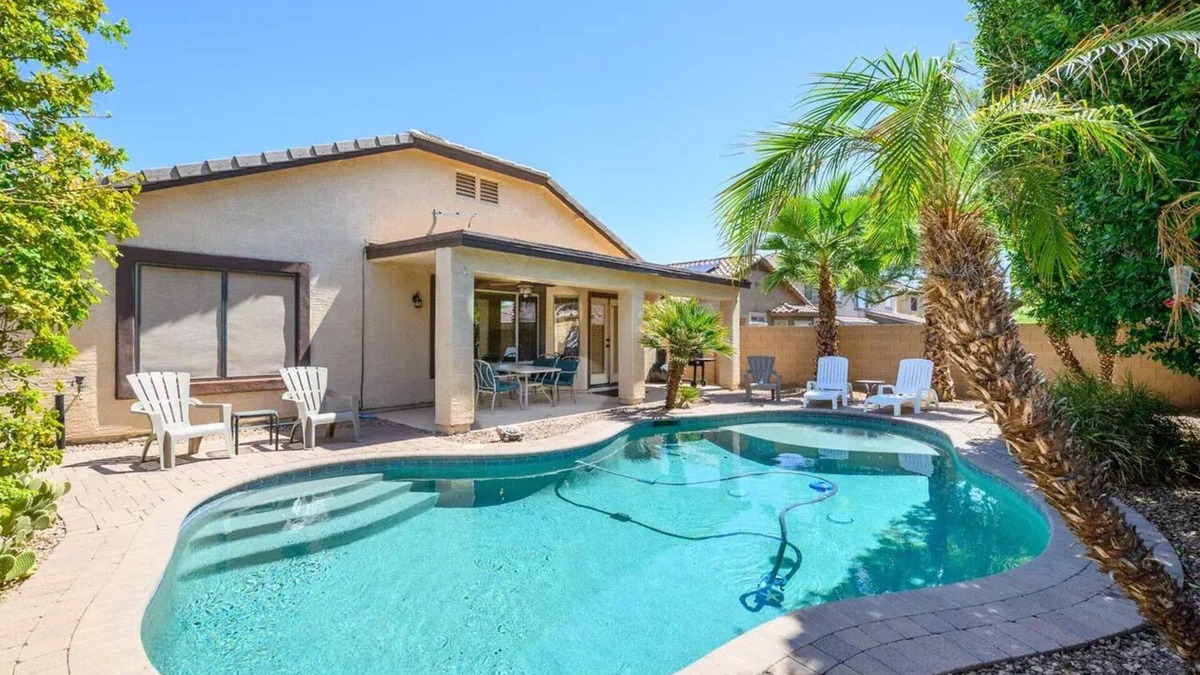 Greer Ranch South House | Beautiful Home with Two King Beds and South-Facing Pool