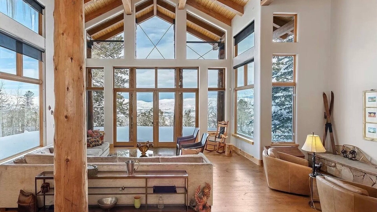 Bear Valley House | Beautiful home with views