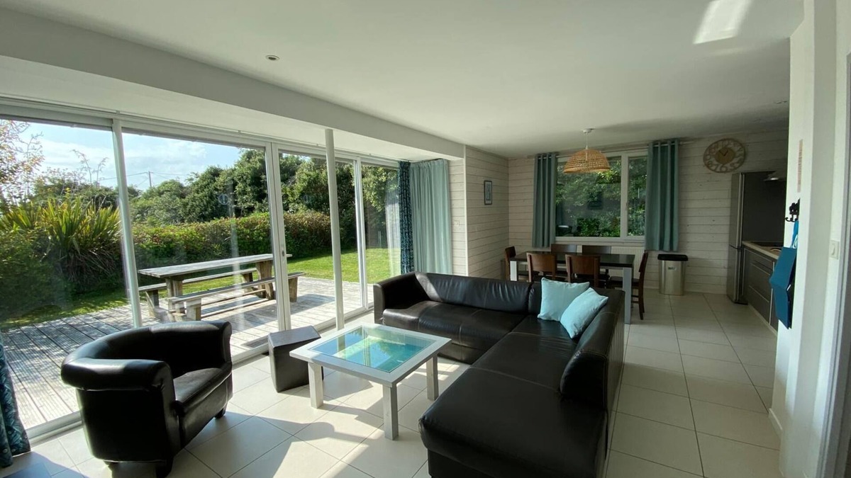 Guisseny Cottage | BEAUTIFUL HOUSE 100 METRES FROM THE BEACH WITH HEATED INDOOR POOL
