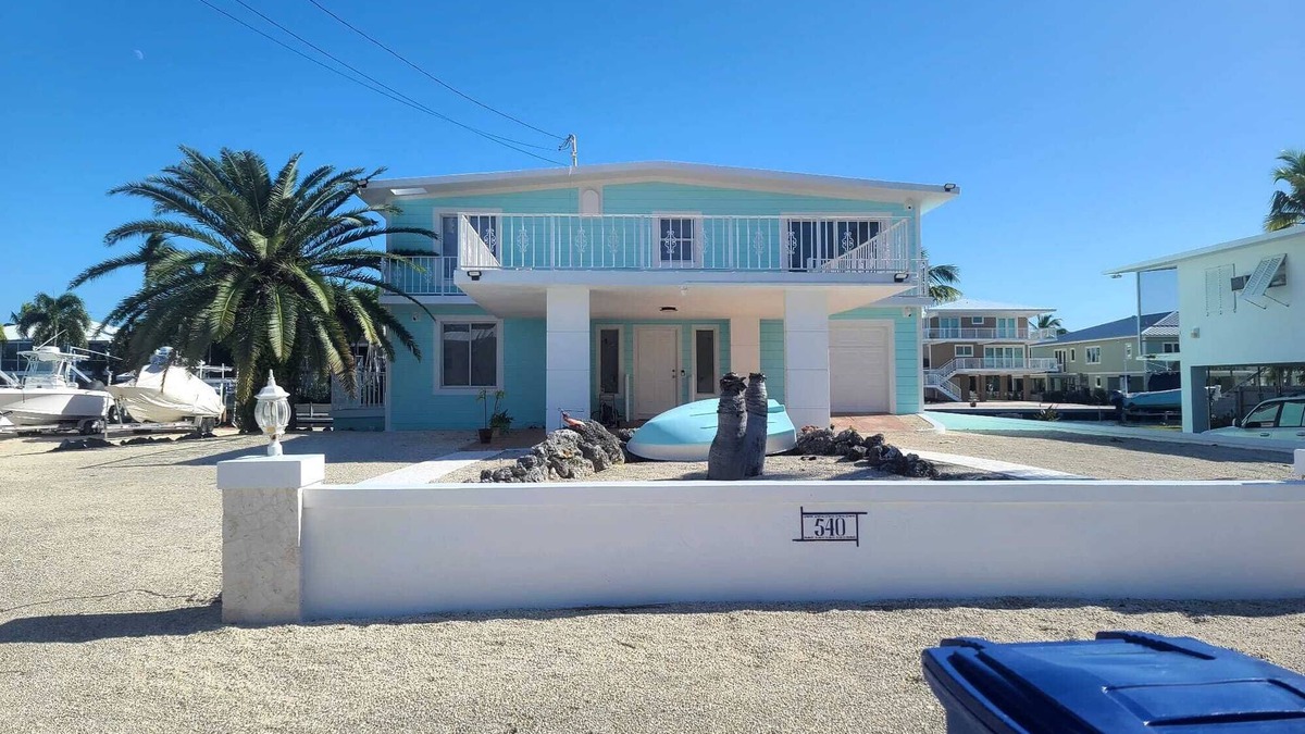 Largo Sound Village House | Beautiful House 2 X 1 Key Largo Ocean Size Amazing Neighborhood with Dock
