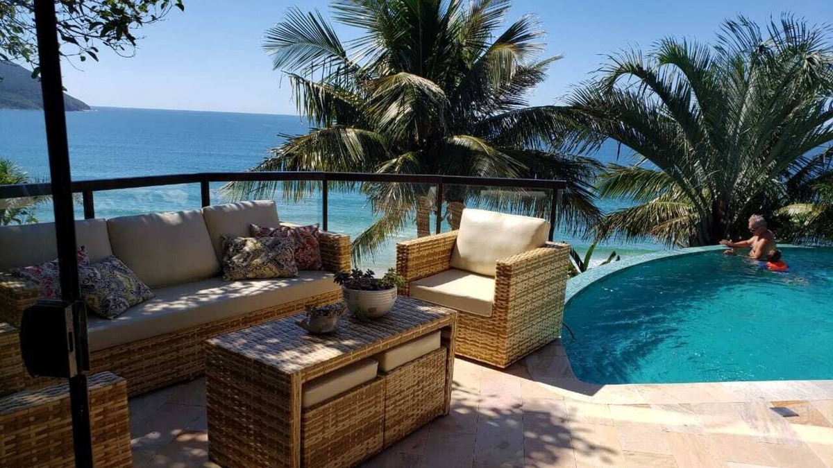 Acores House | Beautiful house, in an incredible location, with swimming pool and panoramic views.