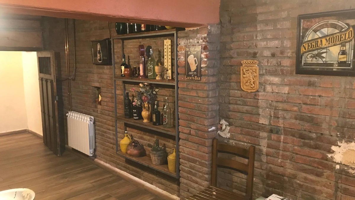 Leon House | Beautiful house for families, groups, farewells