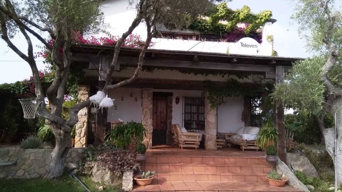 Los Canos de Meca Ski Chalet | Beautiful House in Caños de Meca