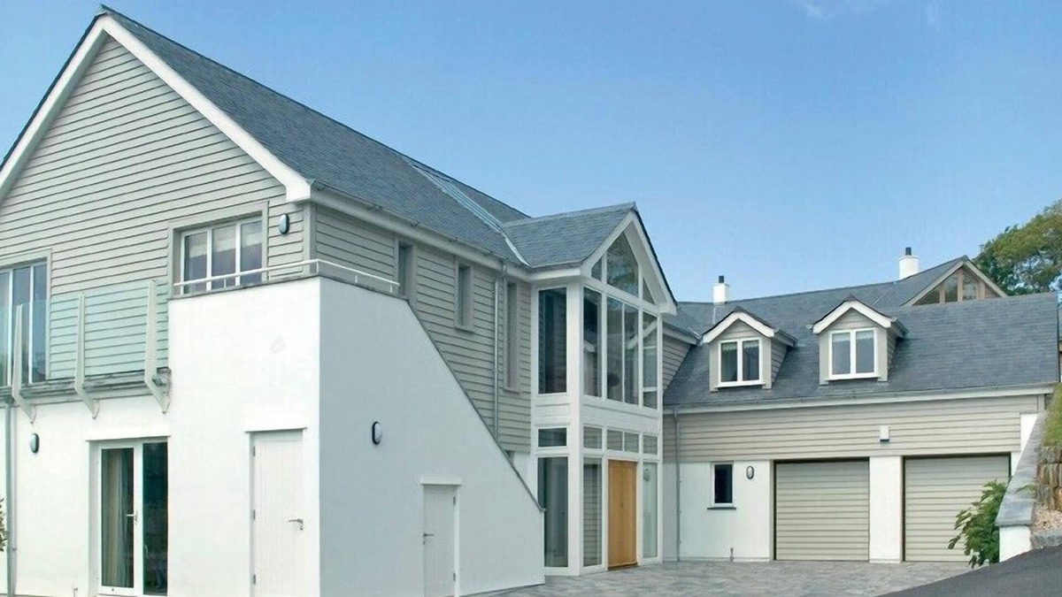 Rock House | Beautiful house in Rock perfect for families or larger groups with Hot Tub