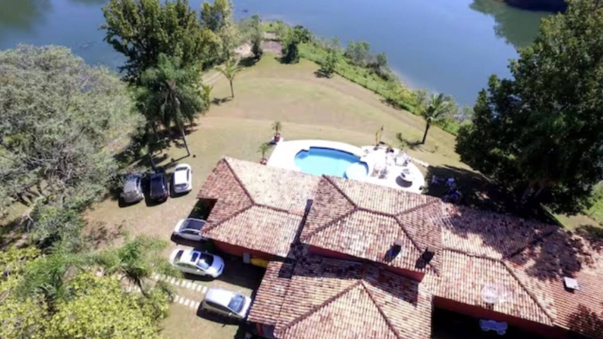 Santa Isabel House | Beautiful House with Swimming Pool, Gourmet Balcony, Panoramic View of the Dam -40 min SP
