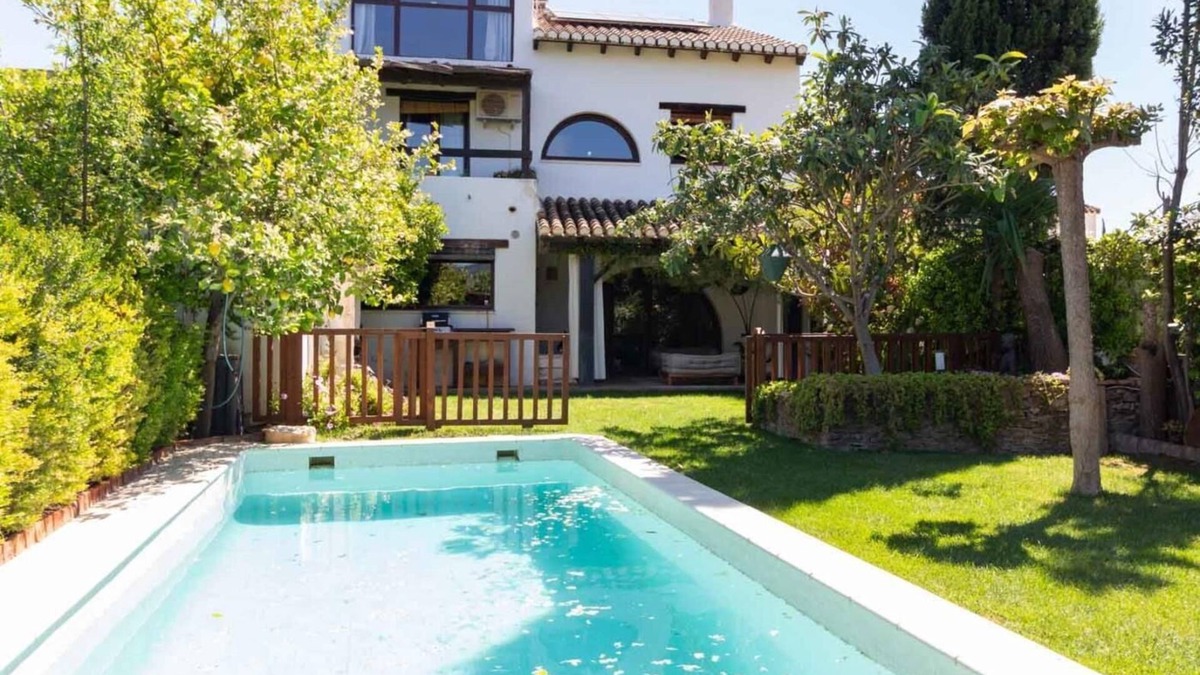 Restabal Cottage | Beautiful house with pool in the heart of the Lecrín Valley