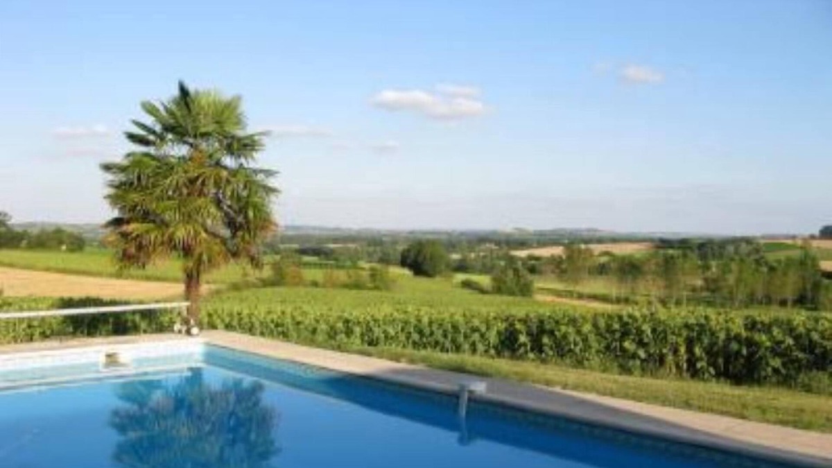 Condom House | Beautiful house with exceptional views on the hills