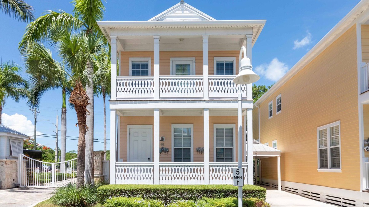 Islamorada House | Beautiful Island Home in Anglers Reef! Ocean front community. Pool & boat slip.