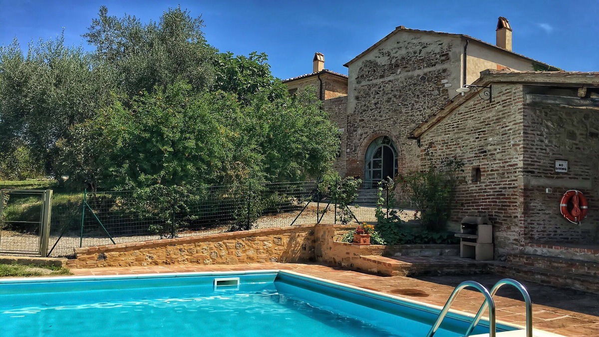 San Giovanni d'Asso Villa | Beautiful private villa with private pool, A/C, WIFI, TV, patio, panoramic view, close to Montalcino