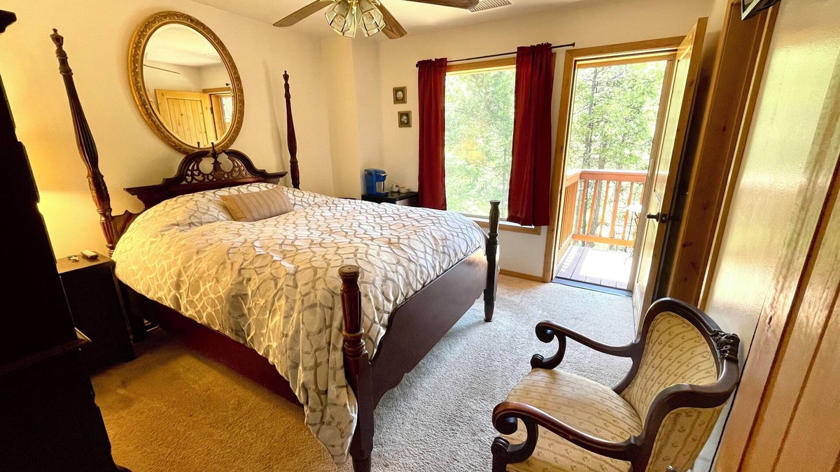 Idyllwild Cabin | Beautiful lodge on creek, full bath, AC, WiFi, many amenities! Hot tub views!