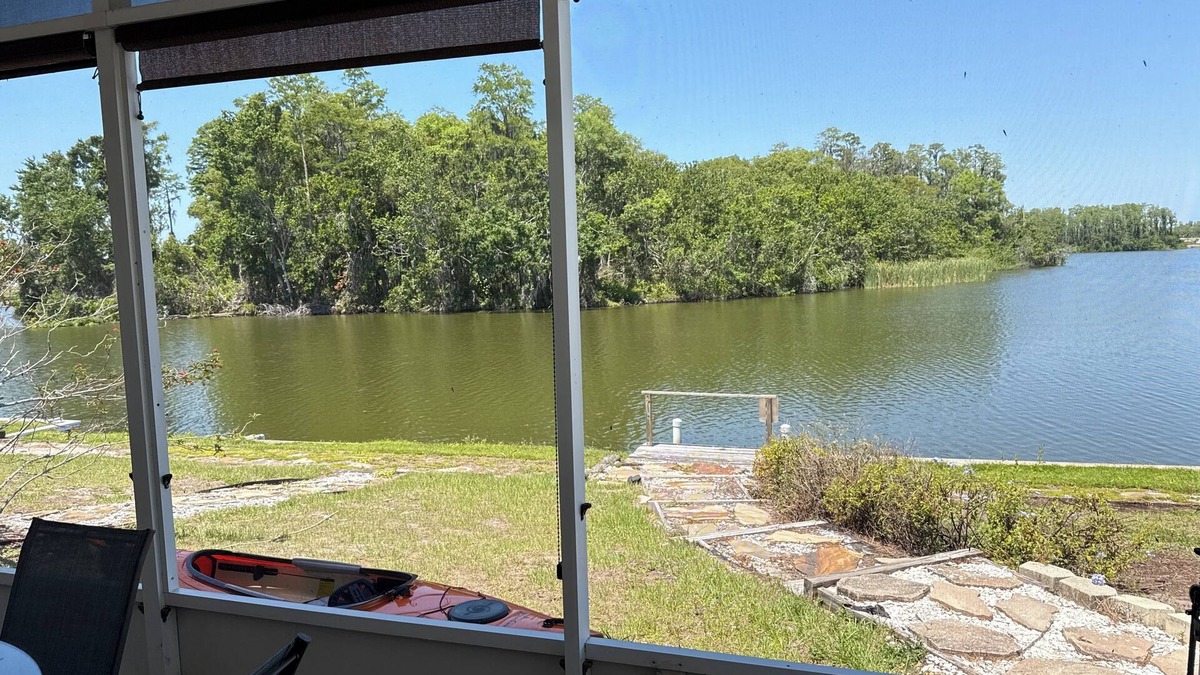 Sun City Center House | Beautiful lake front house with gorgeous nature views. Situated on a corner lot.