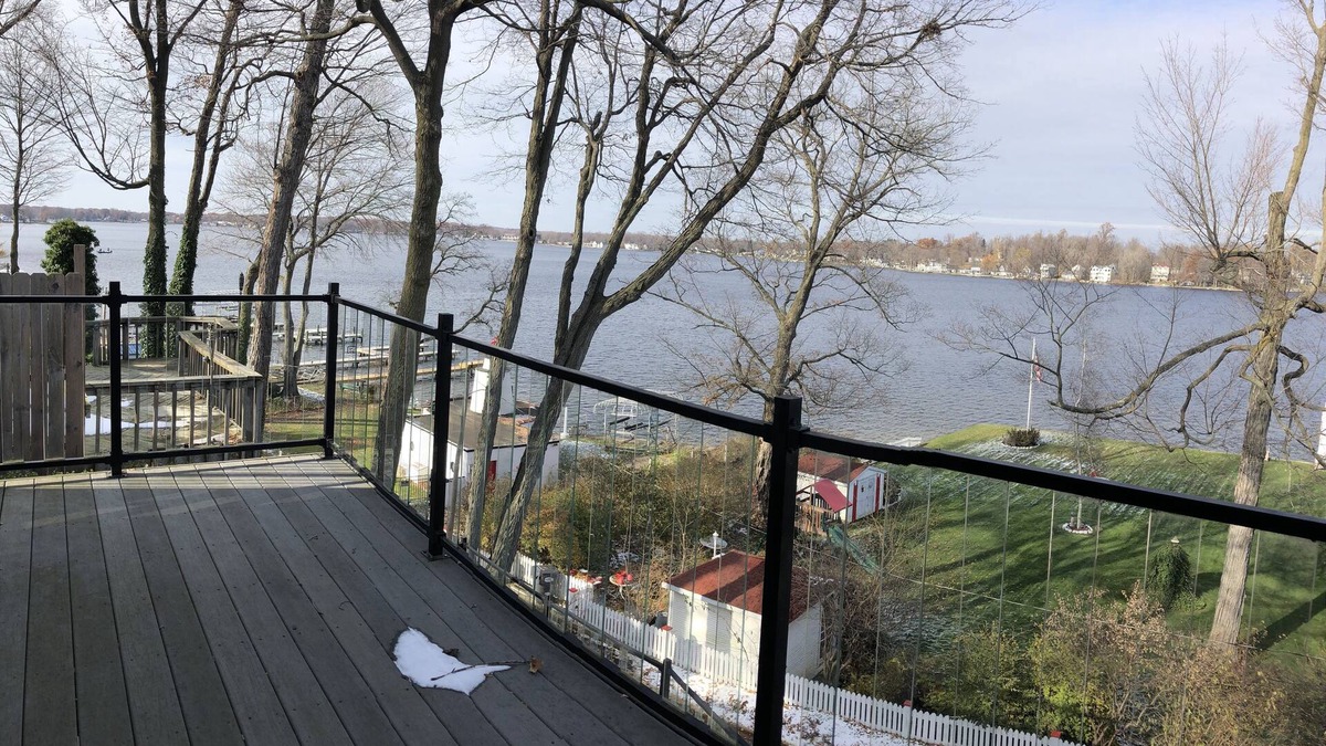 Paw Paw Lake House | Beautiful lakeview! 1 block to the public beach access, Boat dock AVALABLE!