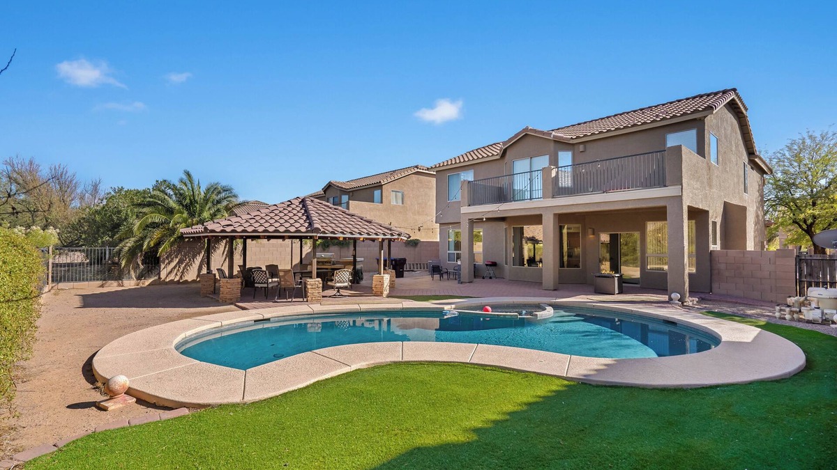 Tucson Estates House | Beautiful large Tucson Gem with your own POOL!
