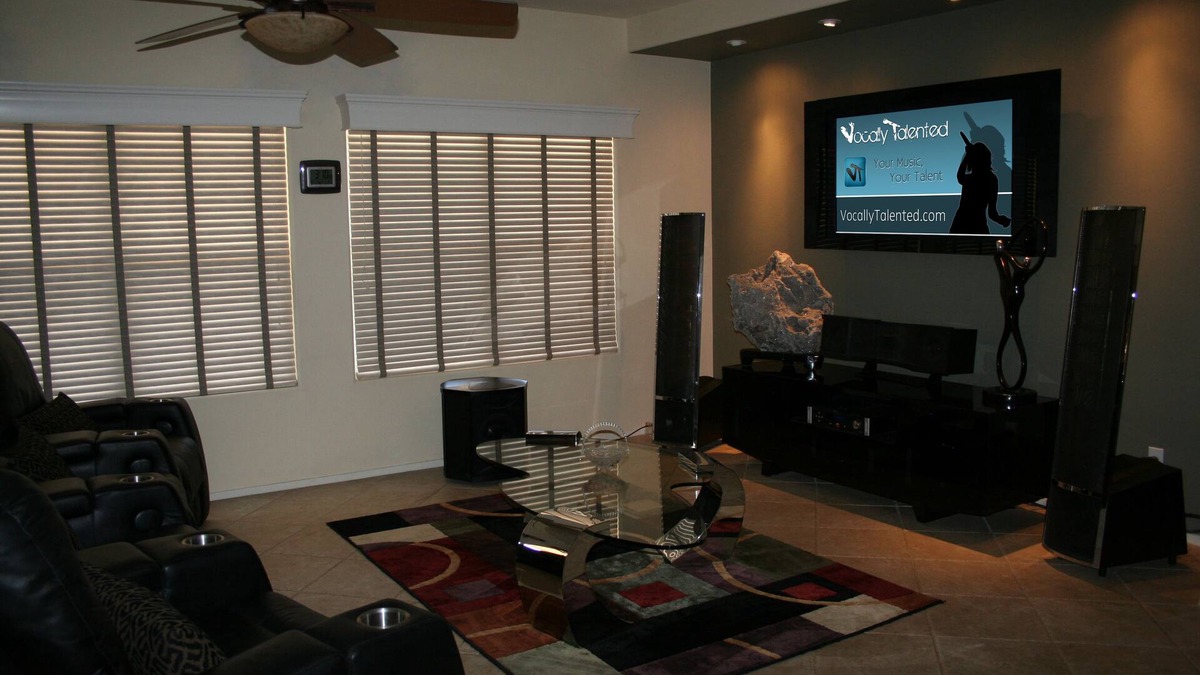 Stoneridge House | Beautiful luxury entertaining home!