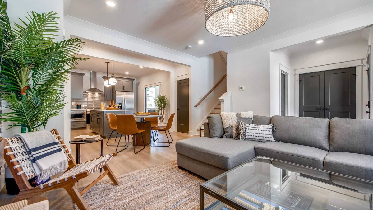 East Nashville House | Beautiful Luxury Renovation|5 minutes to Downtown