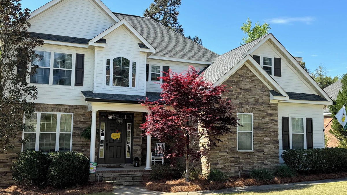 Evans House | Beautiful Masters rental in a quiet environment and with great style