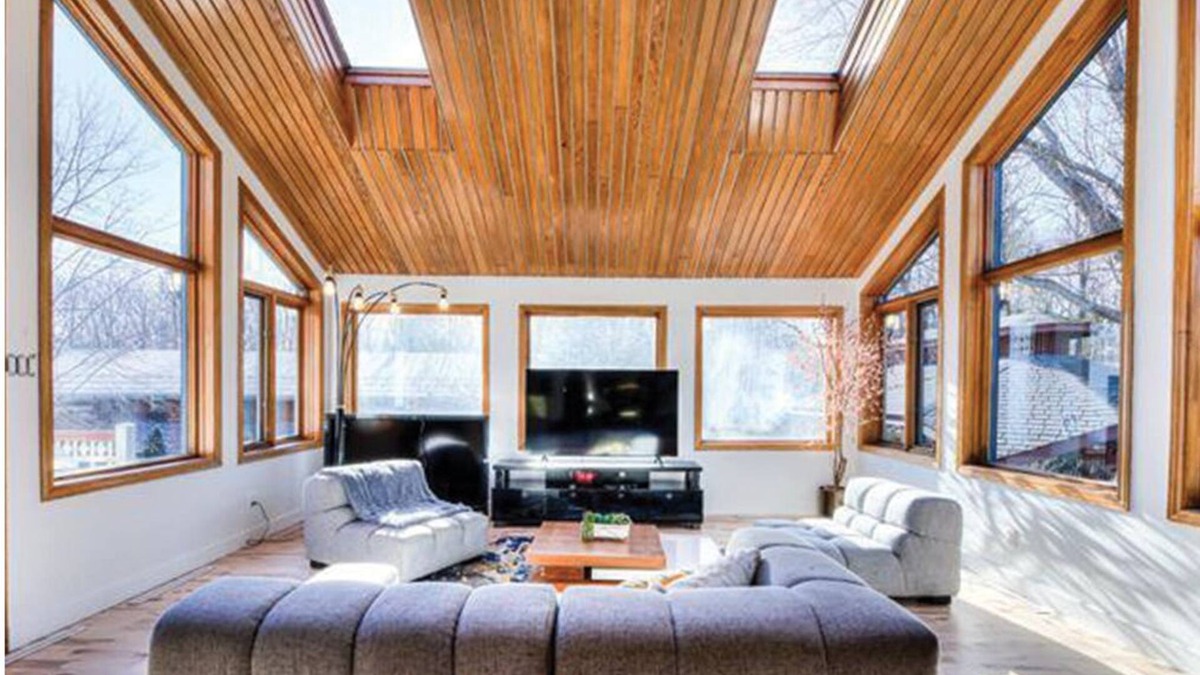 Bellefeuille Villa | Beautiful modern rustic villa with indoor heated pool.