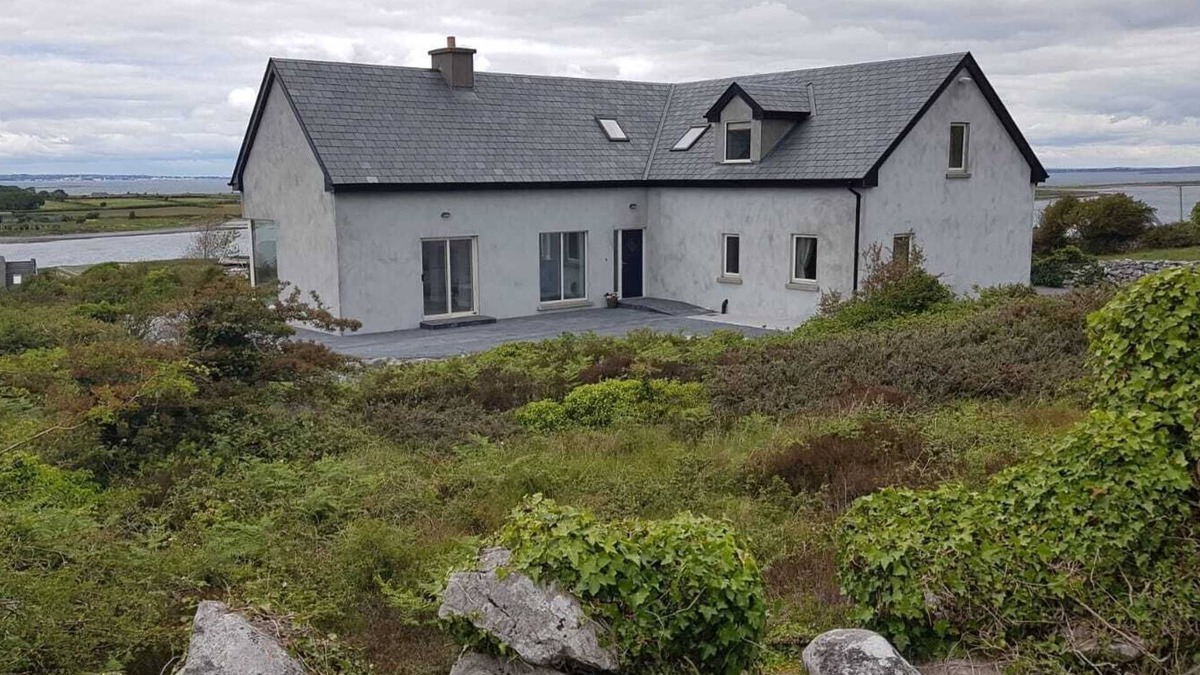 Burren House | Beautiful Modern House with Spectacular Views of Galway Bay and the Burren