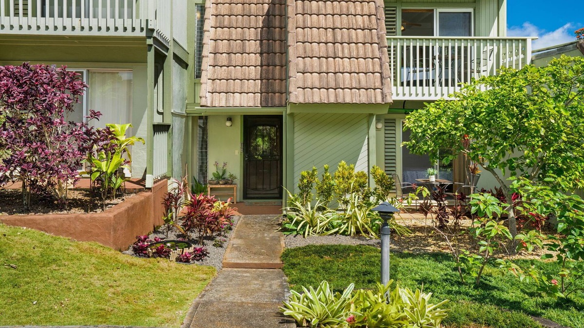 Princeville Condo | Beautiful, Modern, & Spacious: Updated Island Townhome Great for Large Groups