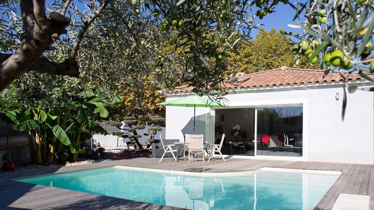 Sollies Pont Villa | BEAUTIFUL MODERN VILLA WITH POOL AND EXOTIC GARDEN IN SOLLIES-PONT NOUVELLE HOTE
