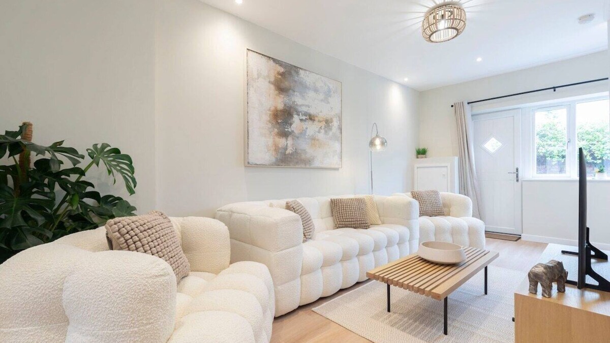 Montpellier House | Beautiful Montpellier Retreat