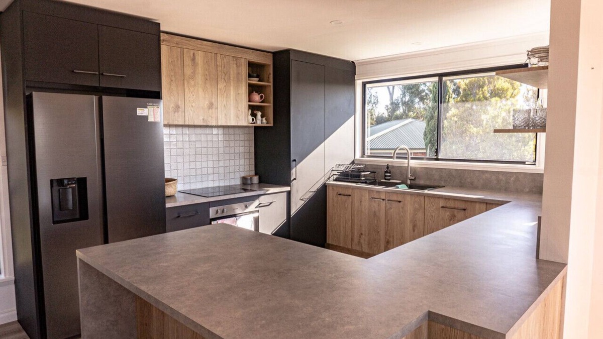 Prospect Vale House | Beautiful Mountain Views