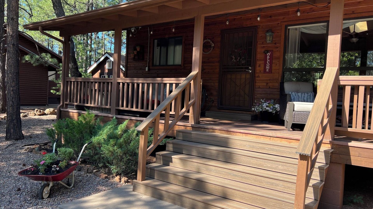 Pinetop House | Beautiful Mountain Cabin