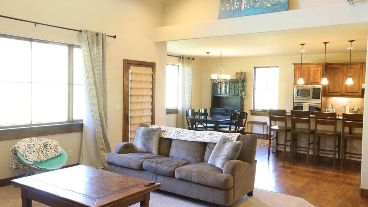 Gypsum House | Beautiful mountain home on golf course