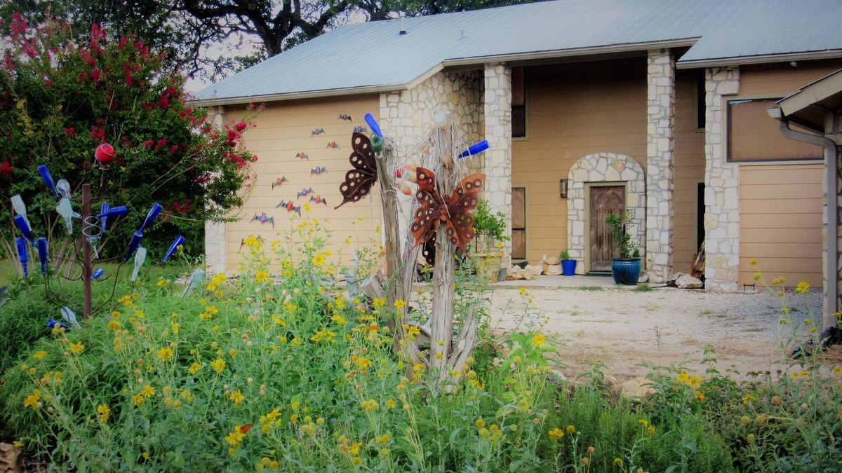 Uvalde House | Beautiful Nature Retreat near Concan, TX