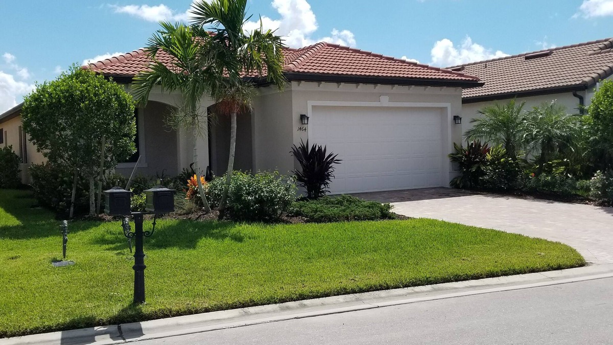 Naples House | Beautiful New 2 Bed/2 Bath | Gated Community | Great Location