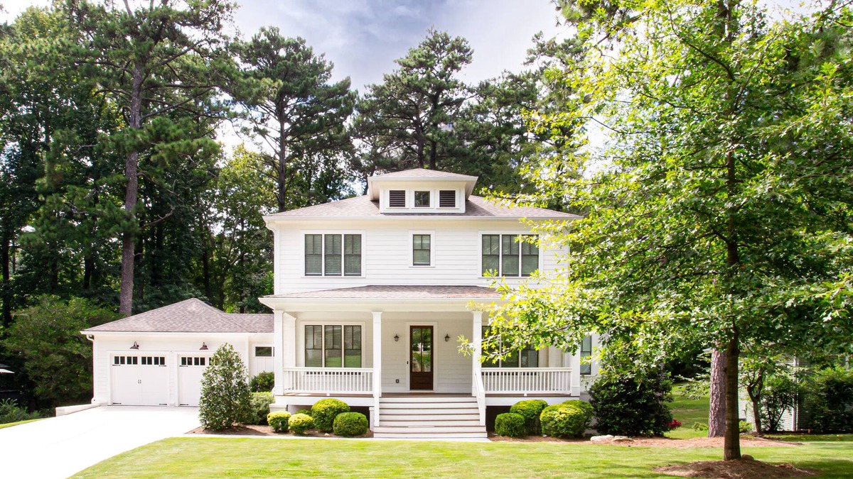 Buckhead House | Beautiful New Construction Home in Buckhead! Convenience & Luxury!