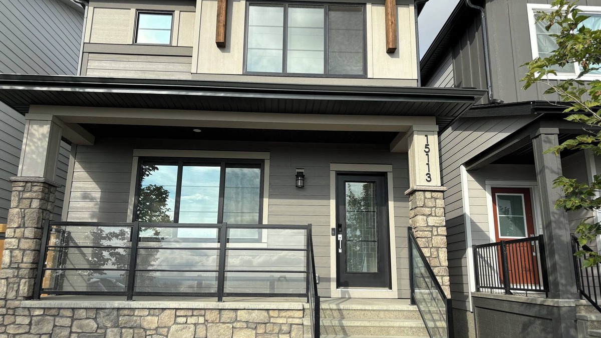 Southwest Calgary House | Beautiful New House in Alpine Park