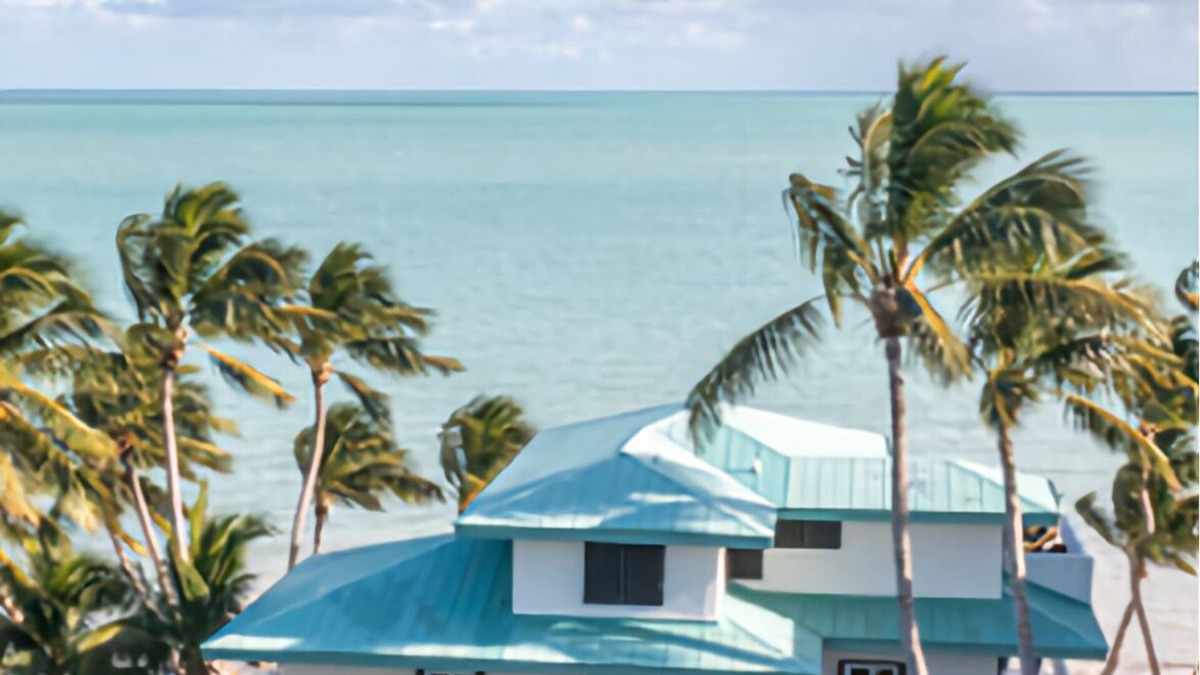 Islamorada Villa | Beautiful ocean front private beach 2-bedroom house gorgeous views Isla morada
