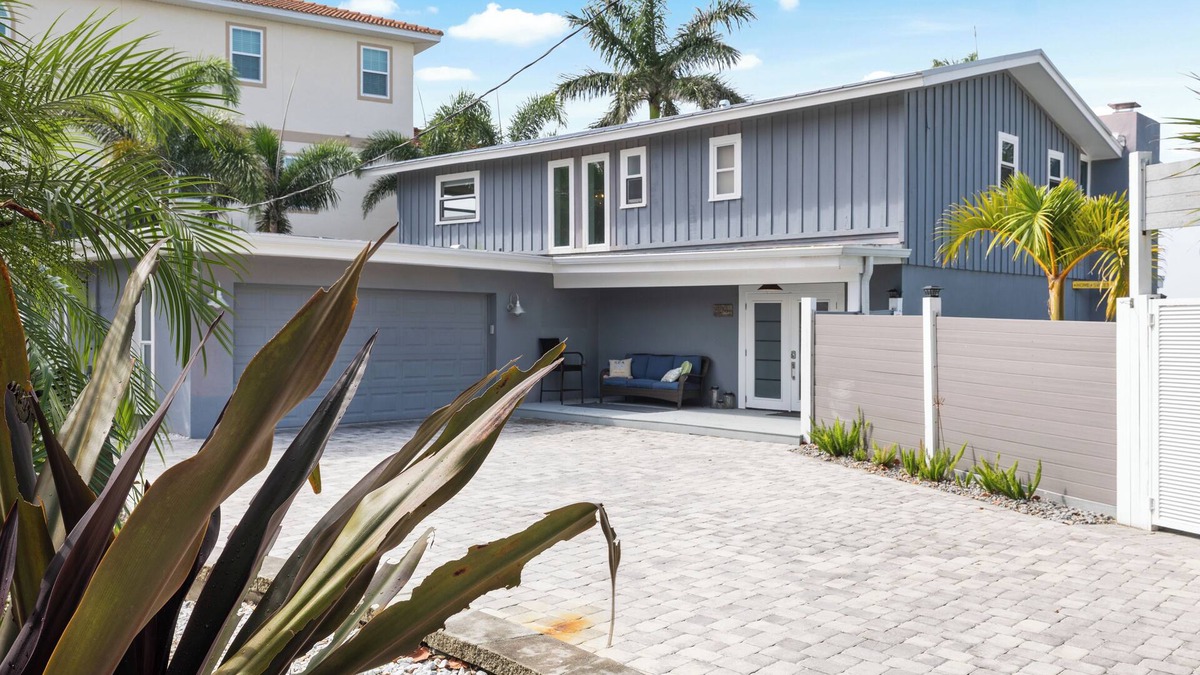 Baywood Village House | Beautiful Oceanfront 4BR Palm Harbor home w/pool, chef's kitchen, and boat dock