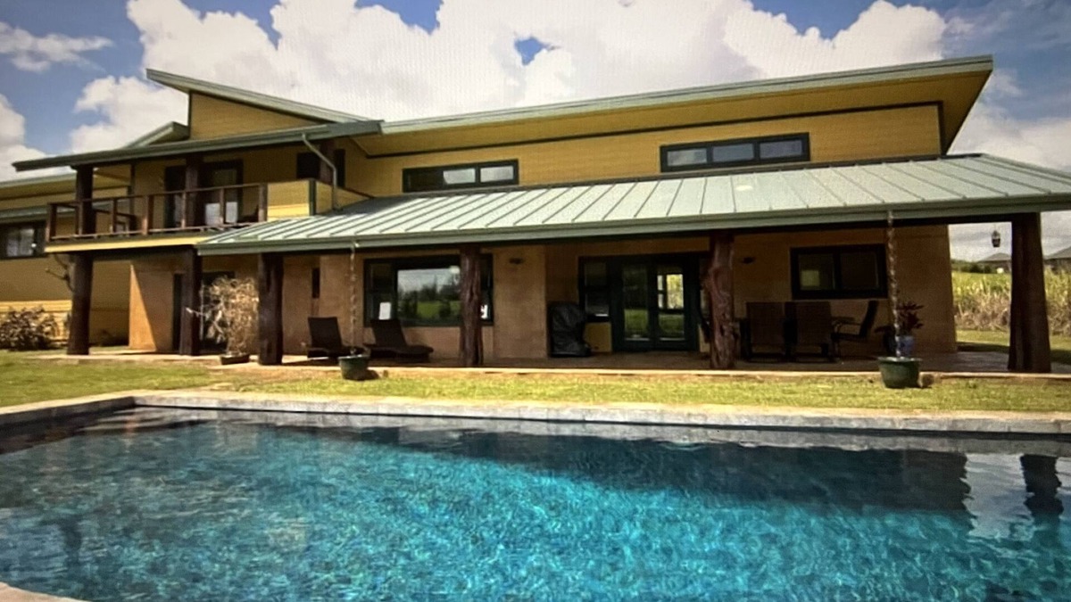 Pepeekeo House | Beautiful Oceanfront Estate with heated saltwater pool, Hamakua Coast Acreage.
