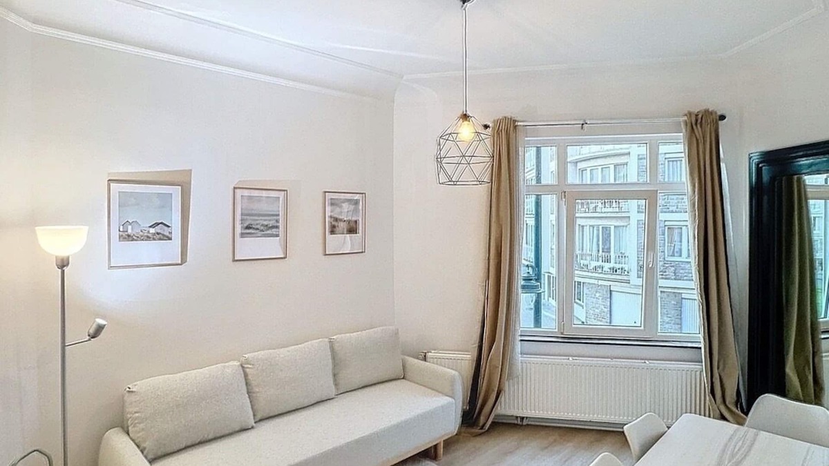 Altitude 100 Apartment | Beautiful one-bedroom apartment