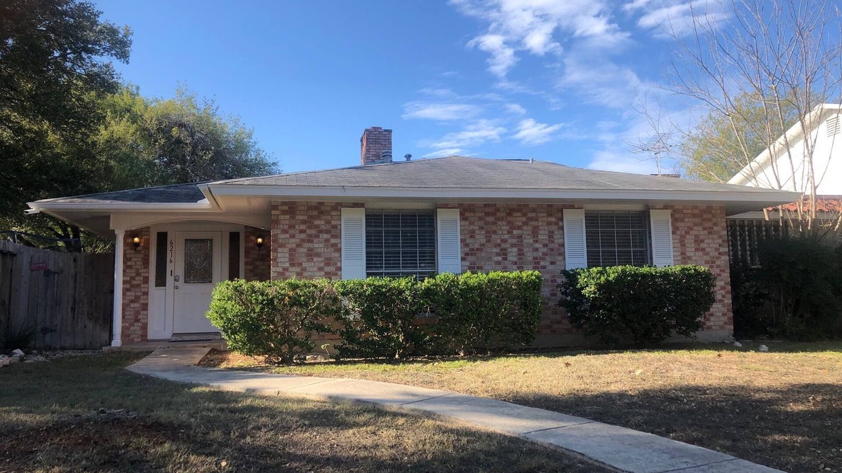 Leon Valley House | beautiful one floor house with exellent location
