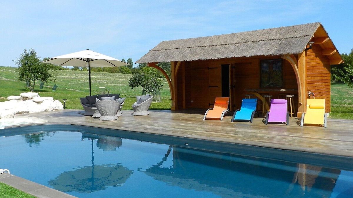 Monflanquin House | Beautiful private villa for 8 guests with WIFI, private pool, TV, terrace and pets allowed