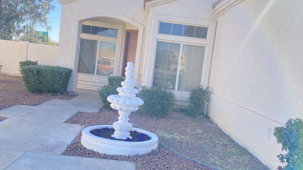 Maryvale Village House | Beautiful palace 1 mile from State Farm Stadium