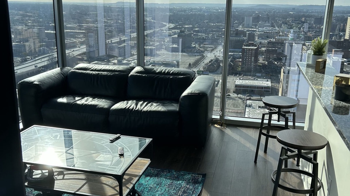 Downtown Louisville Condo | Beautiful penthouse condo in downtown Louisville