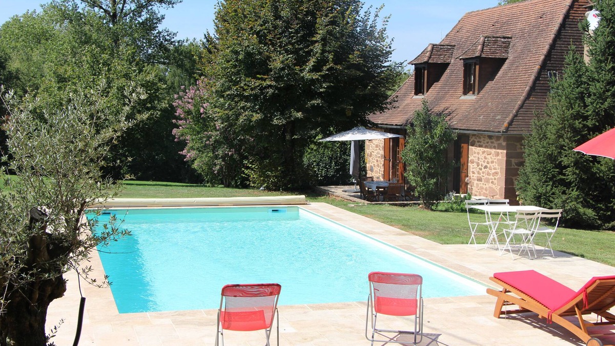 Boisseuilh House | Beautiful Perigordian house for 9 people with heated swimming pool HAUTEFORT
