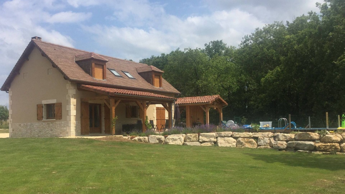 Les Farges House | Beautiful Perogordian Style House