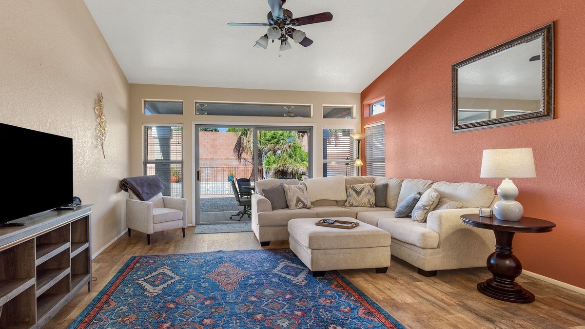 Canada Ridge House | Beautiful Pool Home Oro Valley - Pet Friendly