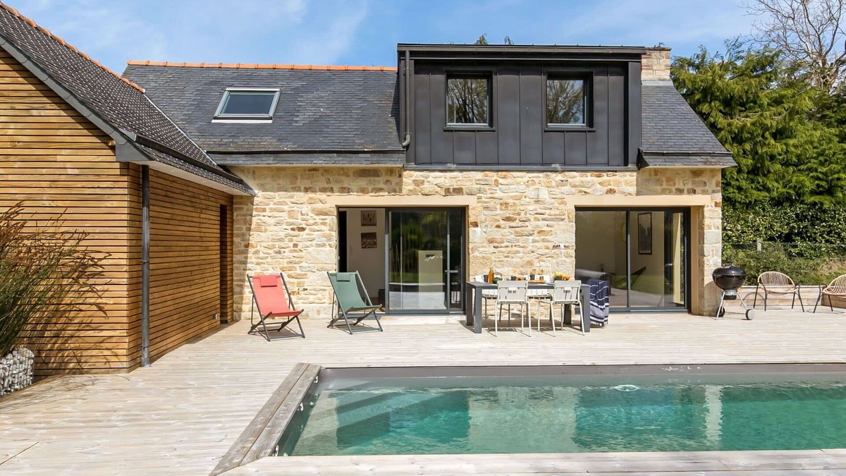 Clohars-Fouesnant House | Beautiful private villa for 6 guests with WIFI, private pool, TV, terrace and pets allowed