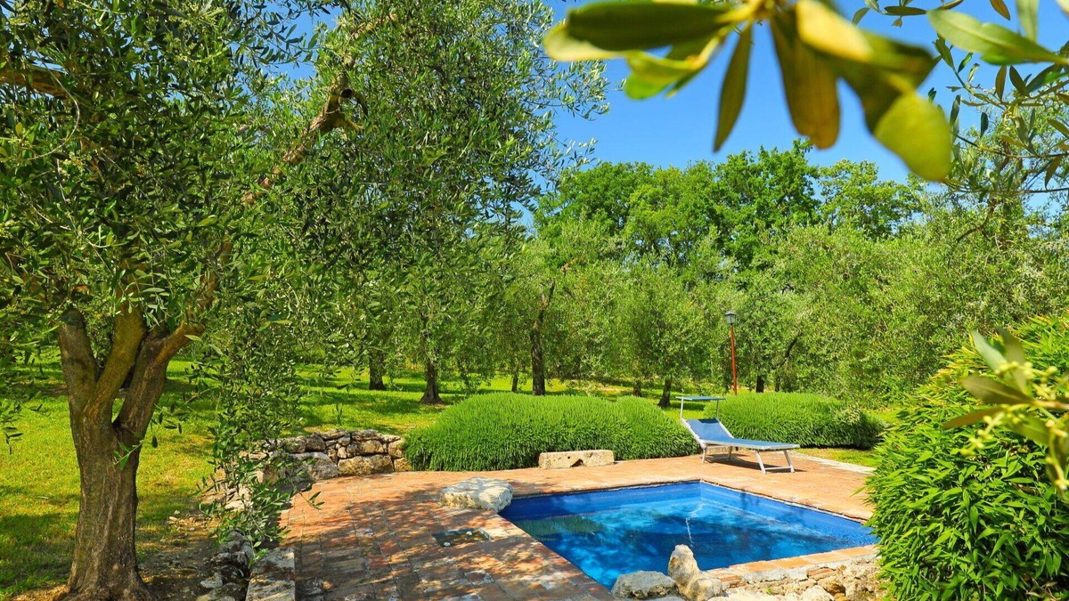 Penna in Teverina House | Beautiful private villa with WIFI, private pool, A/C, TV, patio, pets allowed and panoramic view